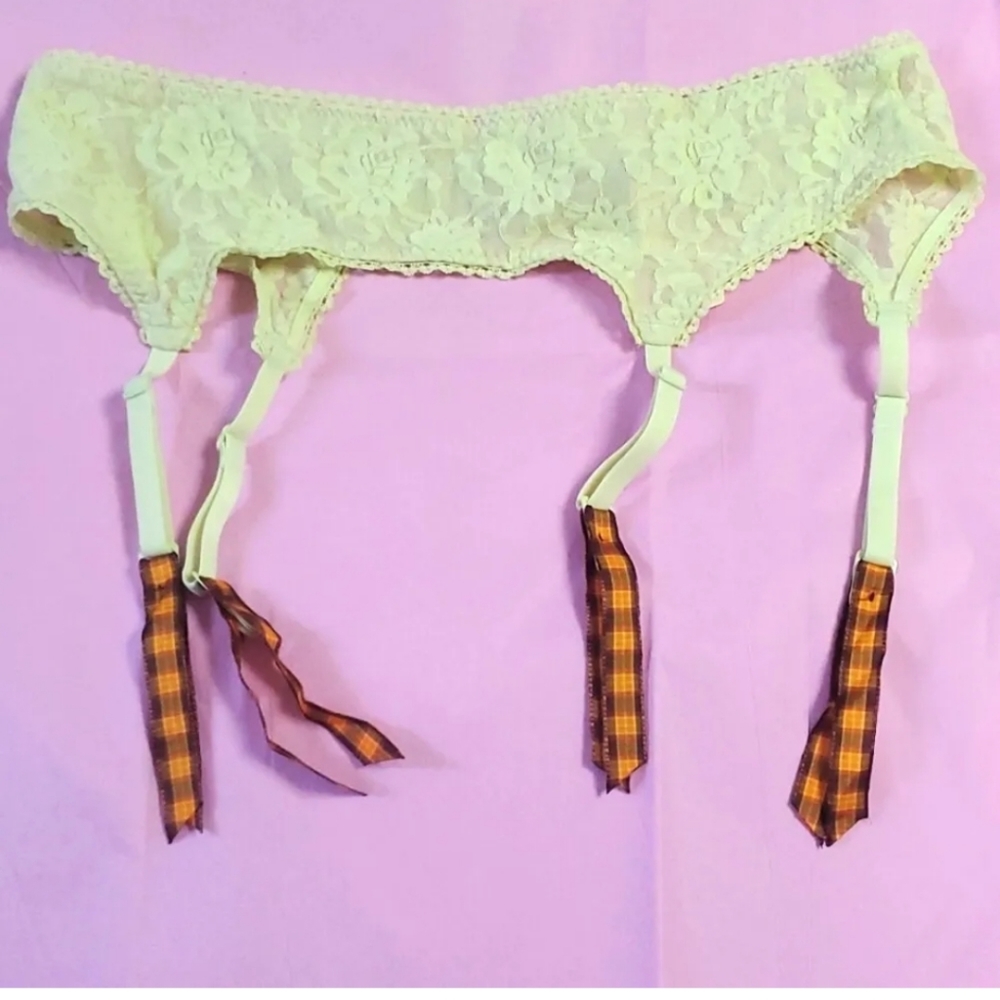 Victoria’s Secret Lace Garter Belt Light Green Plaid Trim